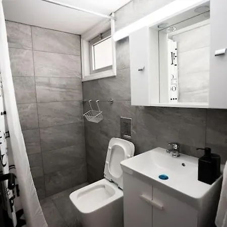Hubstay - Klea's Apartment *