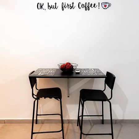 Apartament Hubstay - Klea's Downtown Larnaca