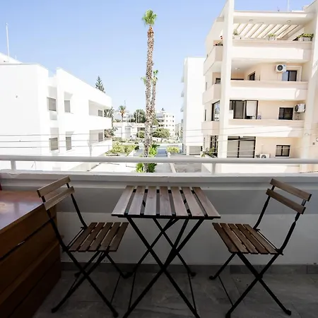 Apartament Hubstay - Klea's Downtown Larnaca